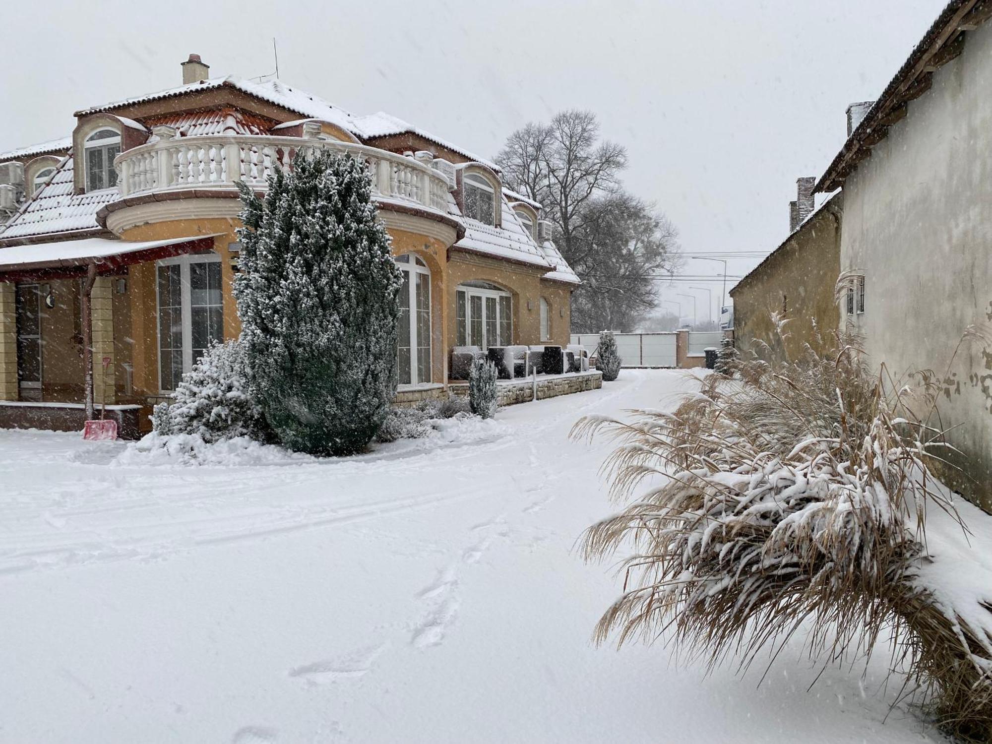 Ambrozia Guesthouse Nagykanizsa Eksteriør bilde