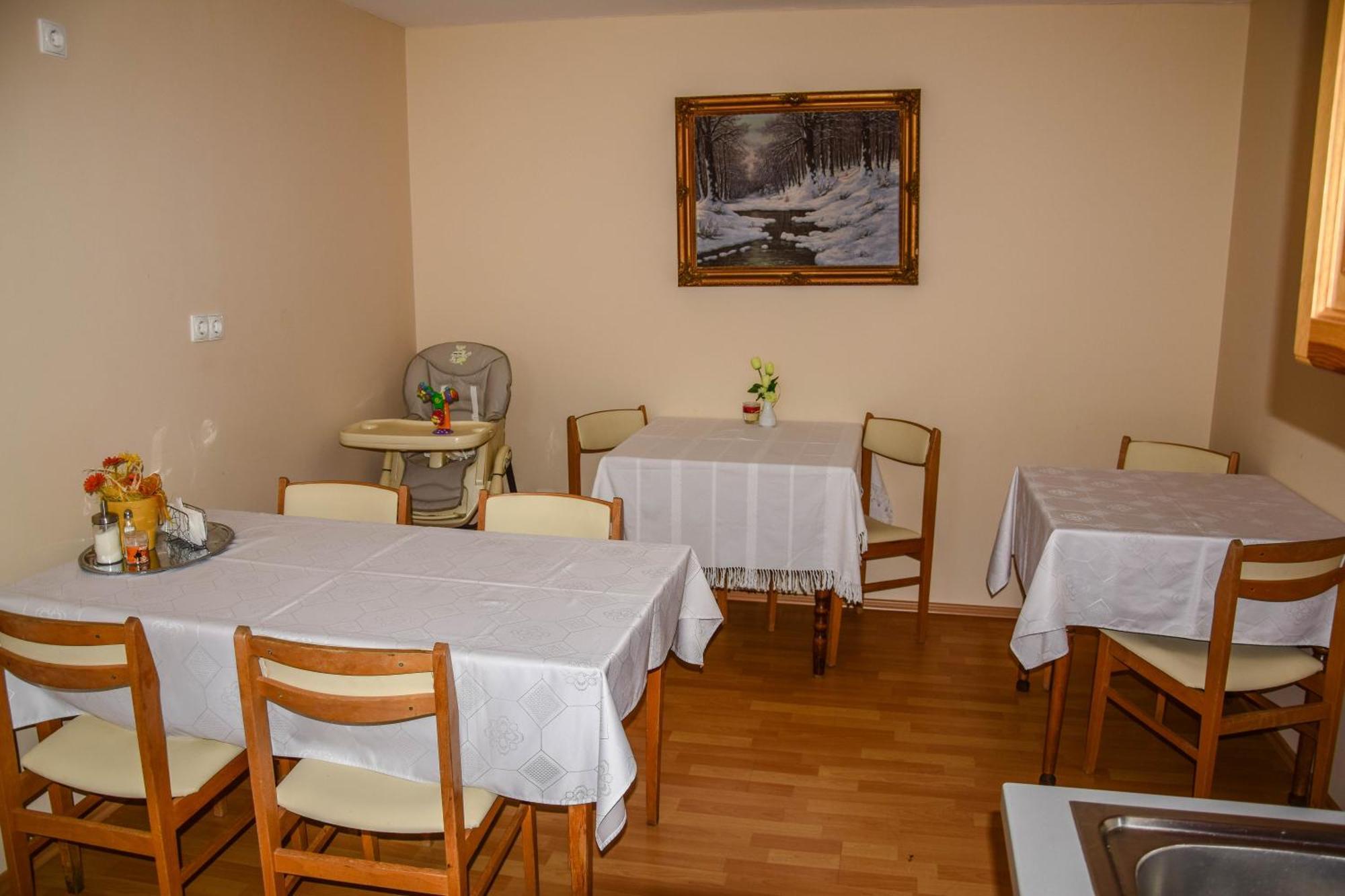 Ambrozia Guesthouse Nagykanizsa Eksteriør bilde